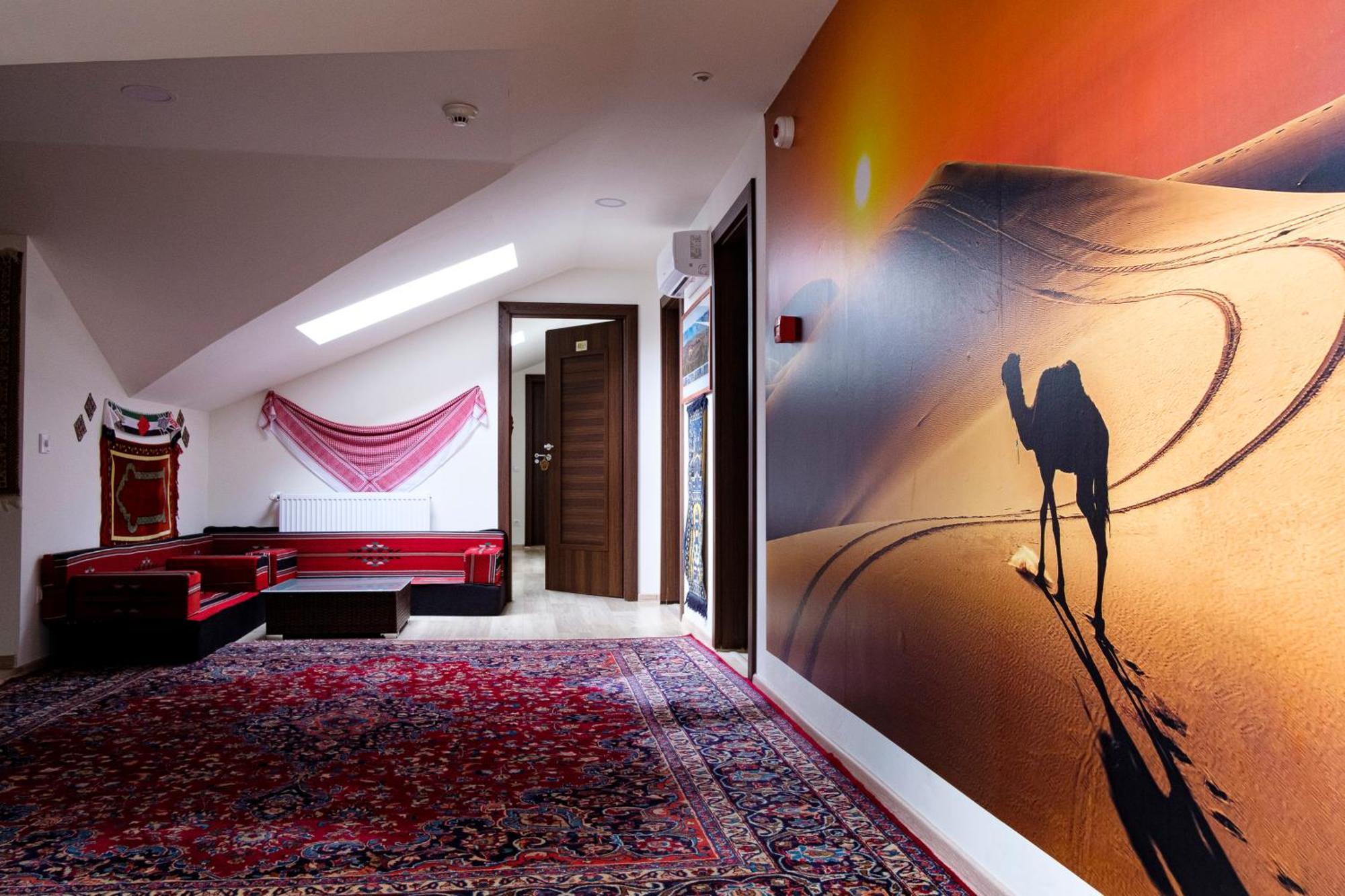 Luna Hotel Poezia מראה חיצוני תמונה